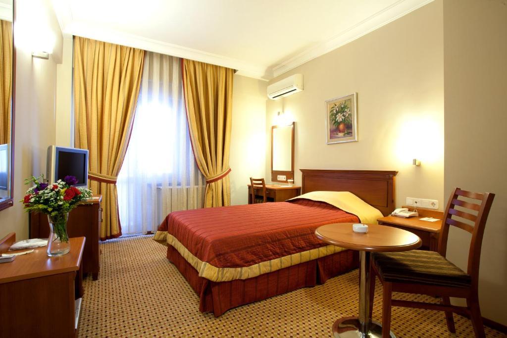 Hotel Sefa 2 초를루 외부 사진
